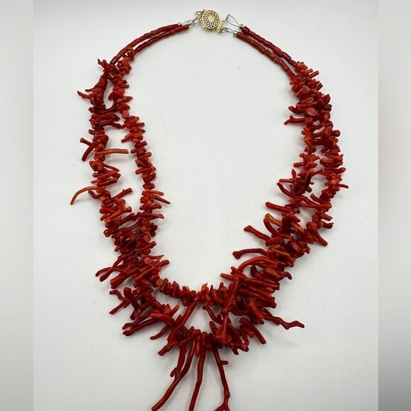 19", double strands graduated Branch Coral with a 14kt yellow gold insert clasp! - Picture 5 of 12